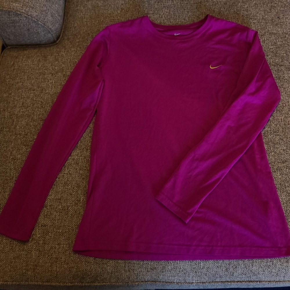 Nike Dri-fit long sleeve shirt